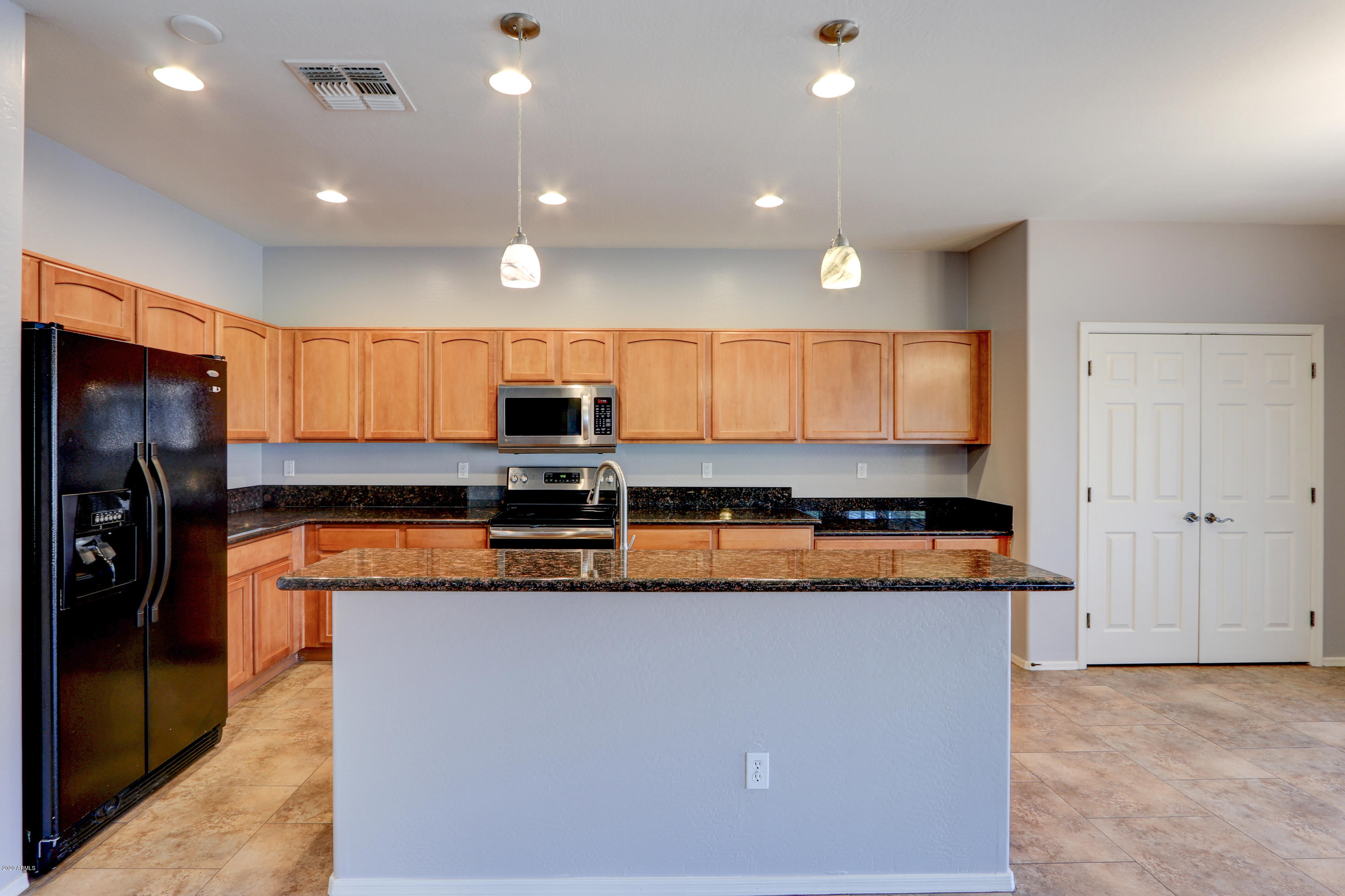 44590 Rhinestone Road Maricopa, AZ 85139 - Photo 15 of 52 17