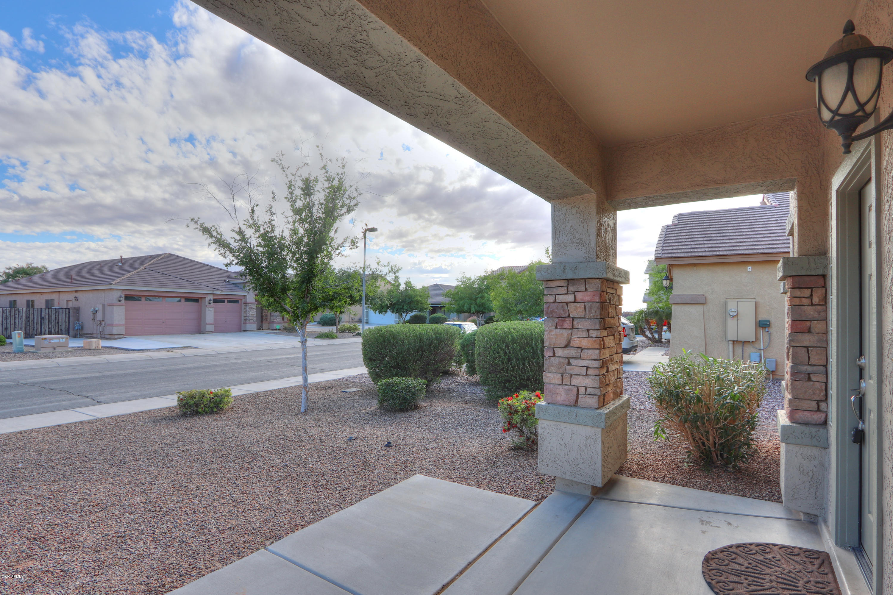 44590 Rhinestone Road Maricopa, AZ 85139 - Photo 4 of 52 06
