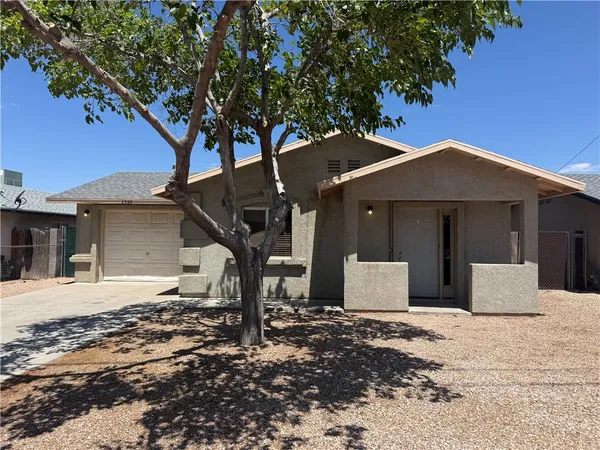 $1,400 | 2539 Ashfork Avenue, Kingman, AZ 86401