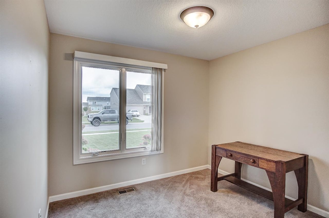 2607 Stonecrop Road Huntertown, IN 46748 - Photo 14 of 29