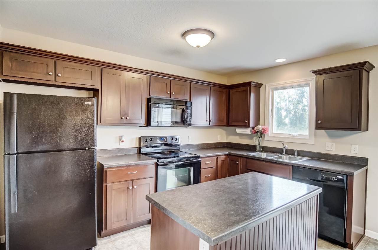 2607 Stonecrop Road Huntertown, IN 46748 - Photo 7 of 29