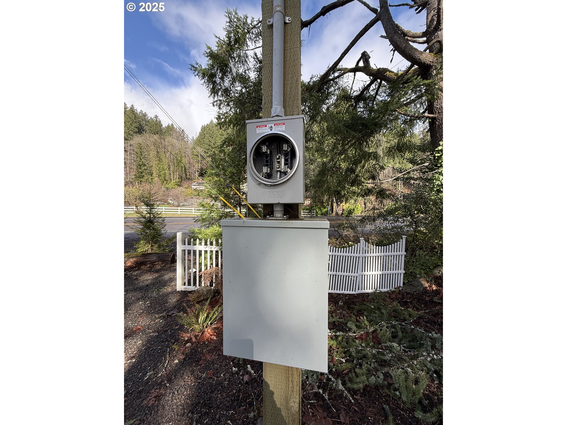 Mckenzie Highway Vida, OR 97488 - Photo 16 of 17