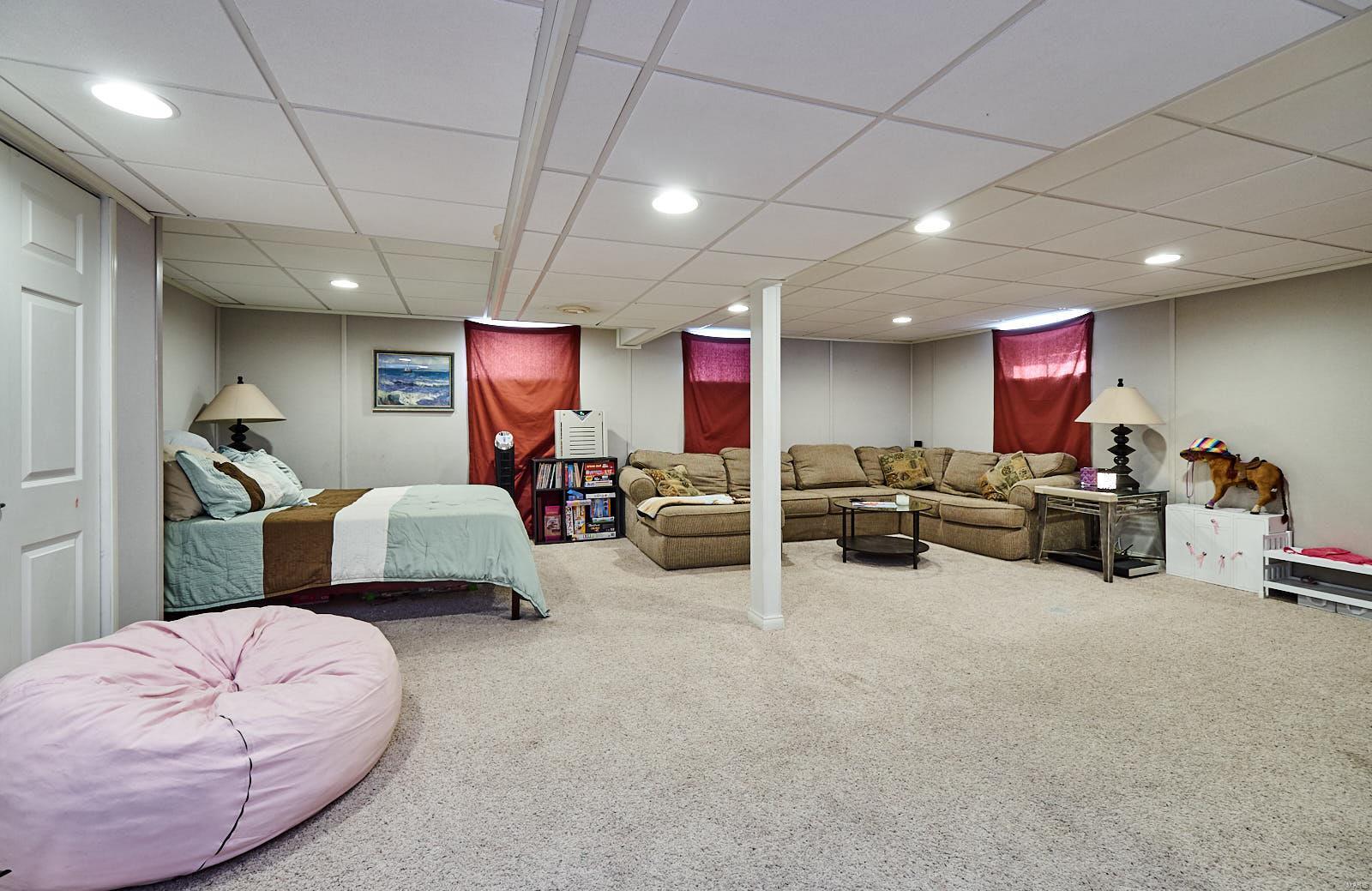 222 Rethmeier Court Ballwin, MO 63021 - Photo 28 of 41