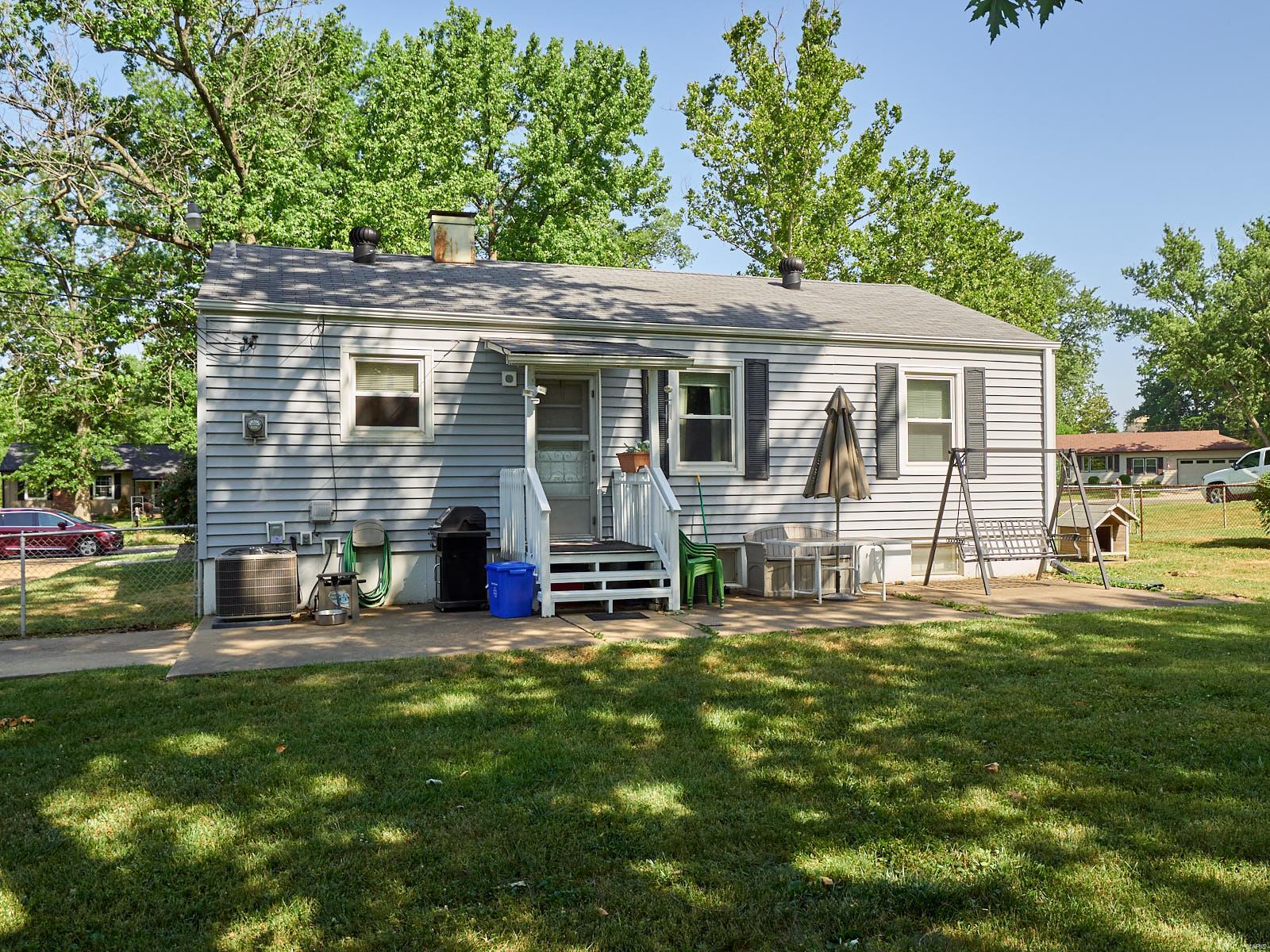 222 Rethmeier Court Ballwin, MO 63021 - Photo 36 of 41