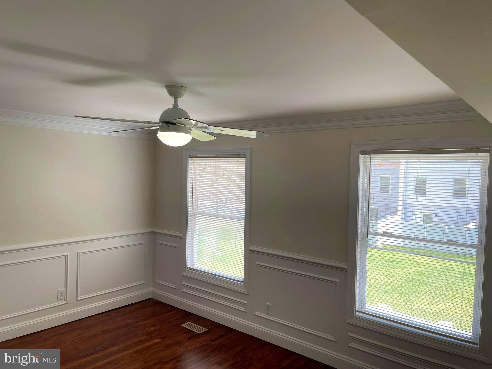 9460 Canterbury Riding, Unit 252 Laurel, MD 20723 - Photo 21 of 61 Living Room