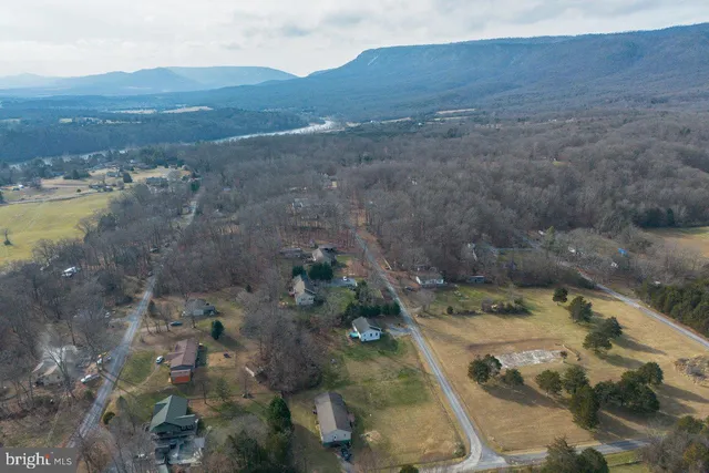 $320,000 | 145 Hickory Drive, Luray, VA 22835