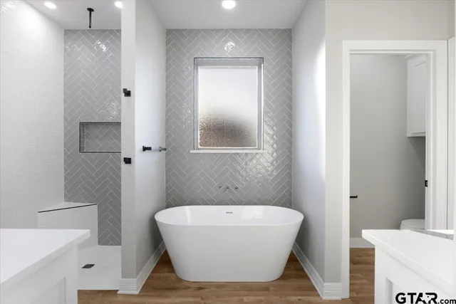 a view of a livingroom with a window