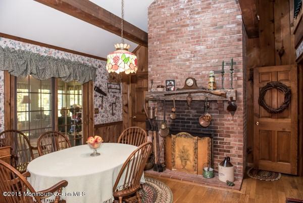 111 Millstone Road Millstone Township, NJ 08535 - Photo 6 of 47 EAT IN KITCHEN