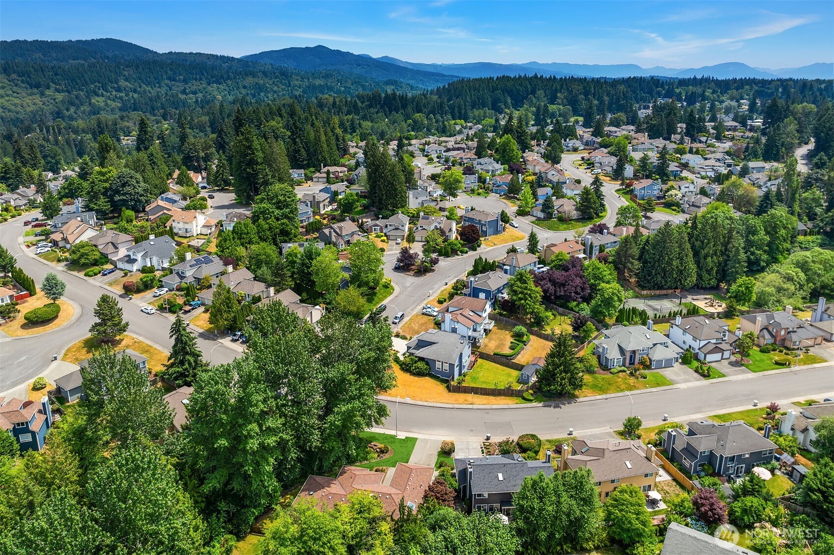 1815 Field Avenue Northeast Renton, WA 98059 - Photo 37 of 39