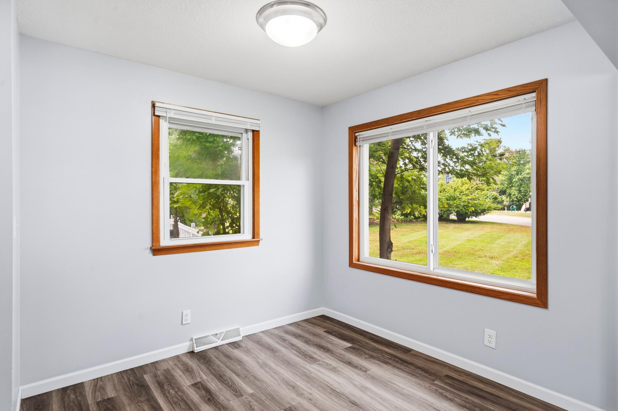 10500 Vessey Road Bloomington, MN 55437 - Photo 31 of 45 Gallery Image 31