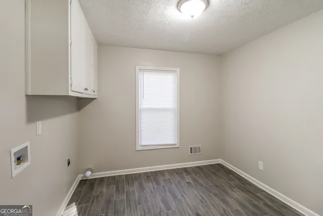 $2,095 | 1199 Leslie Place, Lithonia, GA 30058