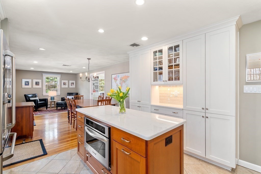 20 Dunster Road Sudbury, MA 01776 - Photo 8 of 30 Gallery Image 8