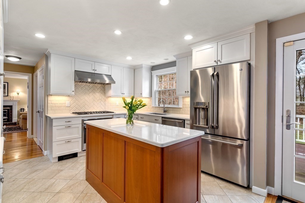 20 Dunster Road Sudbury, MA 01776 - Photo 9 of 30 Gallery Image 9