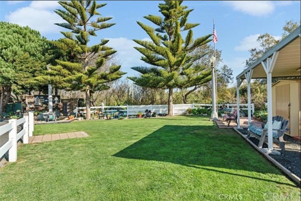 500 Atascadero Road Morro Bay, CA 93442 - Photo 27 of 30 Pocket park at end of street.