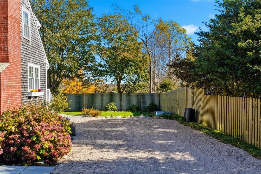 128 Maple Avenue Little Compton, RI 02837 - Photo 6 of 40