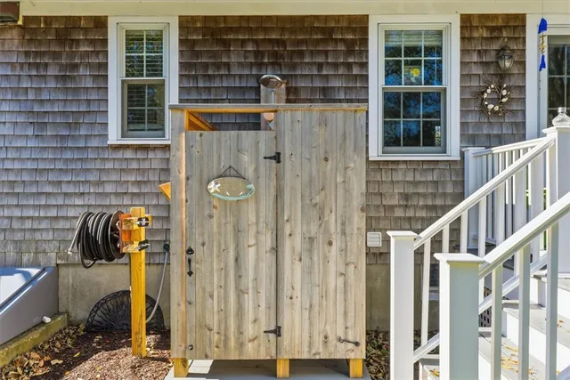 $849,000 | 128 Maple Avenue, Little Compton, RI 02837