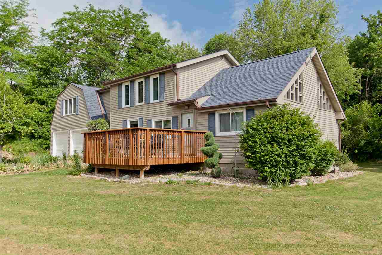 2840 130th Street Riverside, IA 52327 - Photo 2 of 40 Gallery Image 2