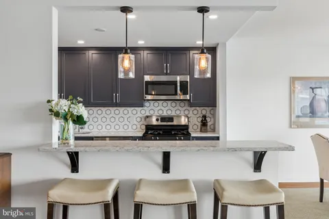 $465,000 | 2401 Pennsylvania Avenue, Unit 5C42, Philadelphia, PA 19130