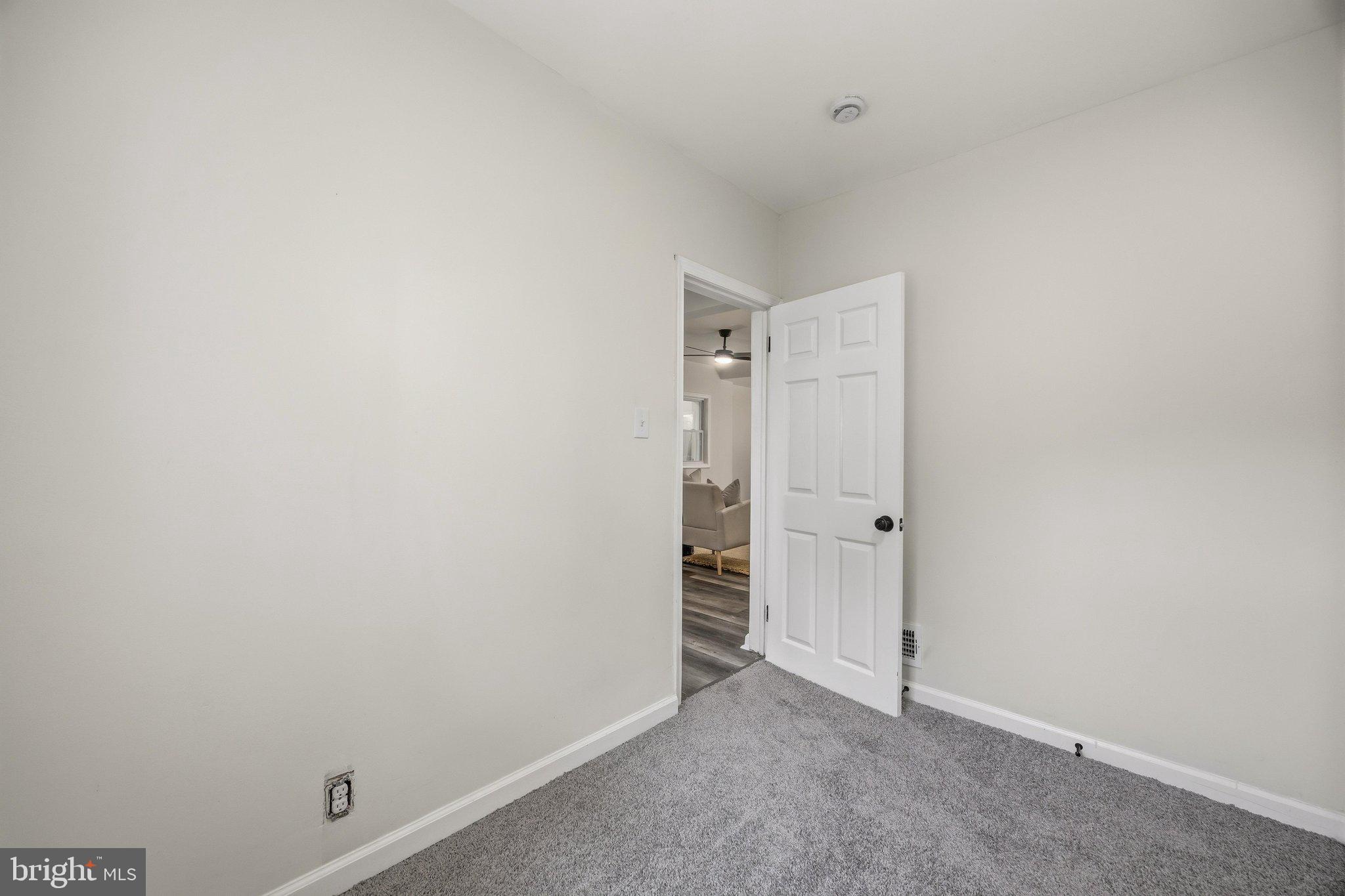 1561 Efford Road Pasadena, MD 21122 - Photo 20 of 32