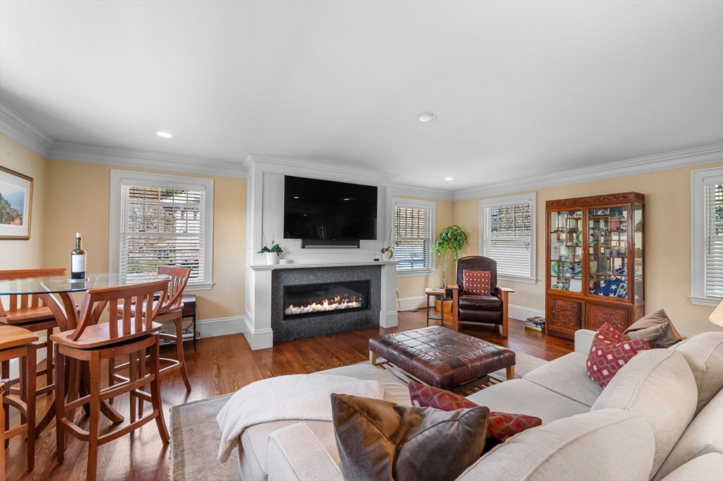 4 Gallison Avenue Marblehead, MA 01945 - Photo 19 of 41