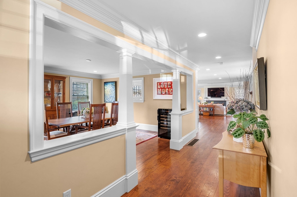 4 Gallison Avenue Marblehead, MA 01945 - Photo 8 of 41