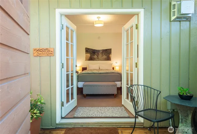 $1,790,000 | 2579 West Shore Drive, Lummi Island, WA 98262