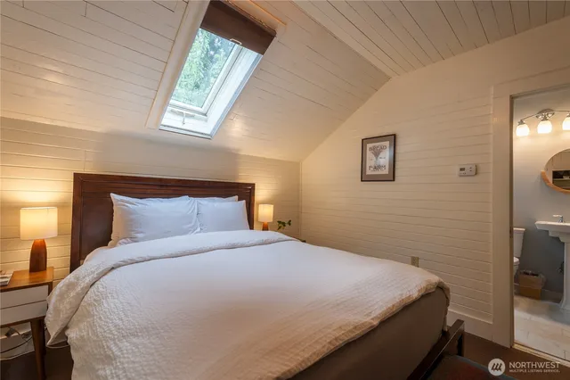 $1,790,000 | 2579 West Shore Drive, Lummi Island, WA 98262