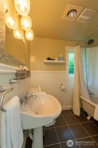 $1,790,000 | 2579 West Shore Drive, Lummi Island, WA 98262