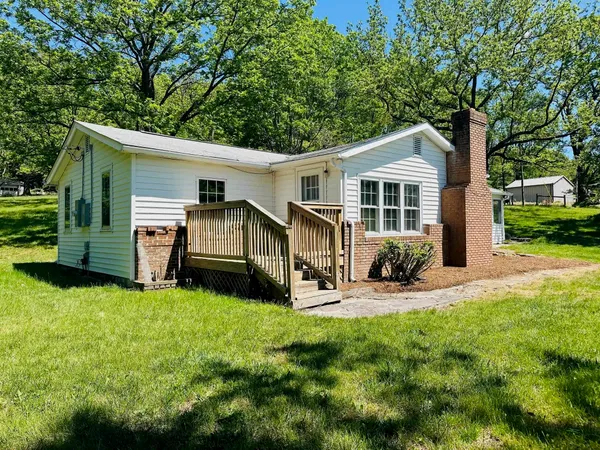 $274,900 | 79 Rocky Lane, Stuarts Draft, VA 24477