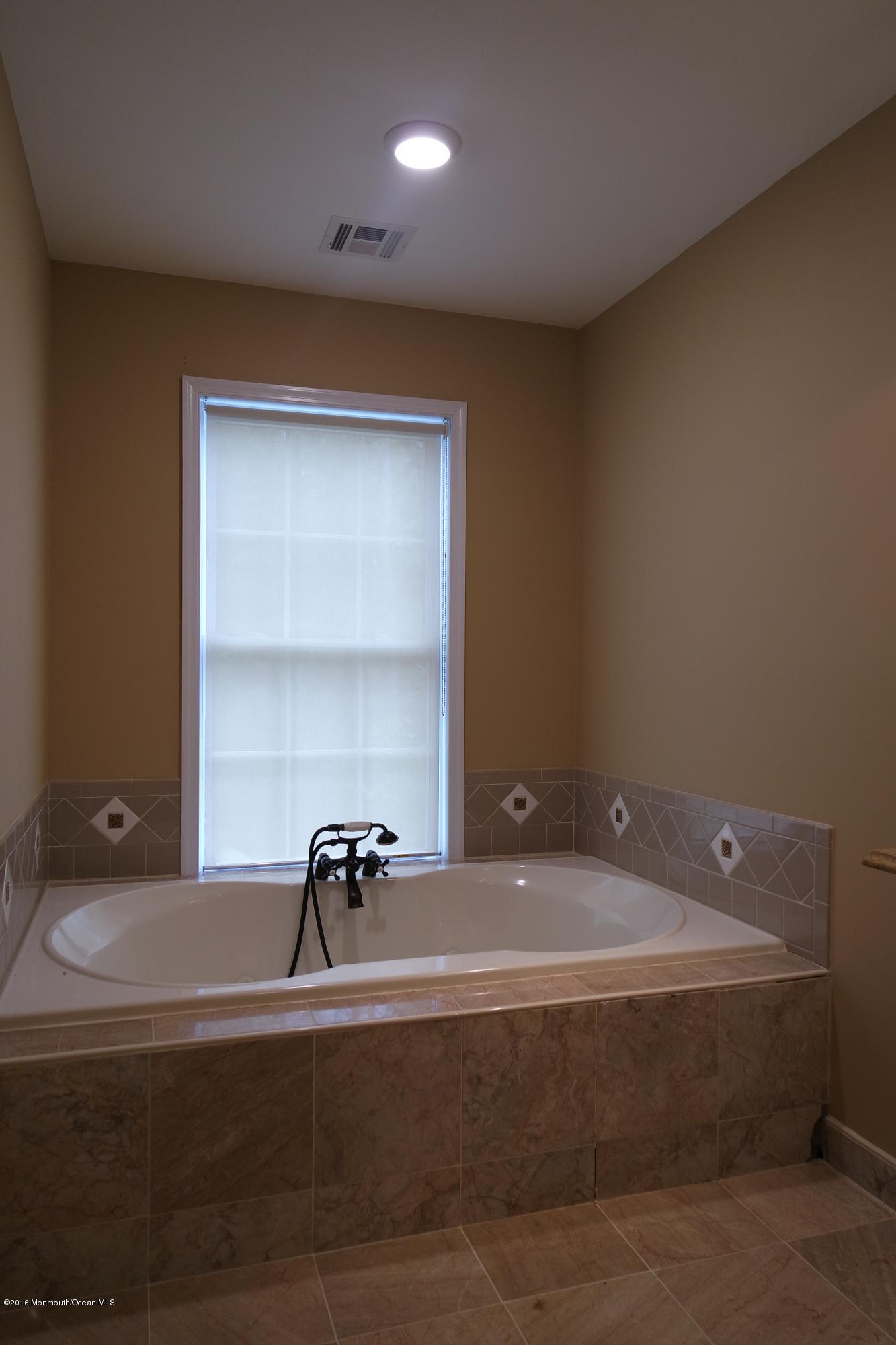 188 Toms River Road Jackson, NJ 08527 - Photo 10 of 17 SAM_3191