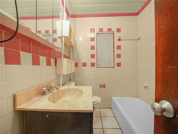 $245,000 | 715 South Seminole Avenue, Fort Meade, FL 33841