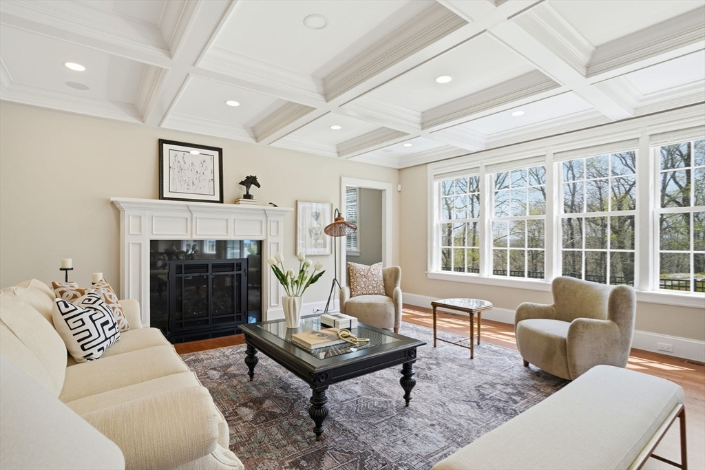 21 Chadbourne Road Lexington, MA 02421 - Photo 4 of 39