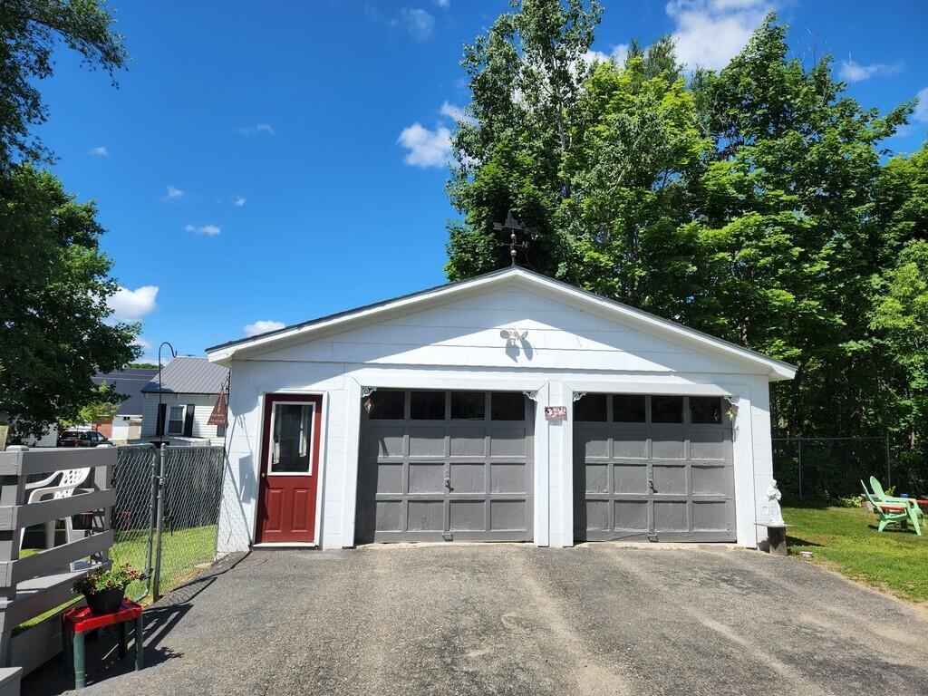144 State Street Millinocket, ME 04462 - Photo 3 of 80 20220629122502047951000000-o