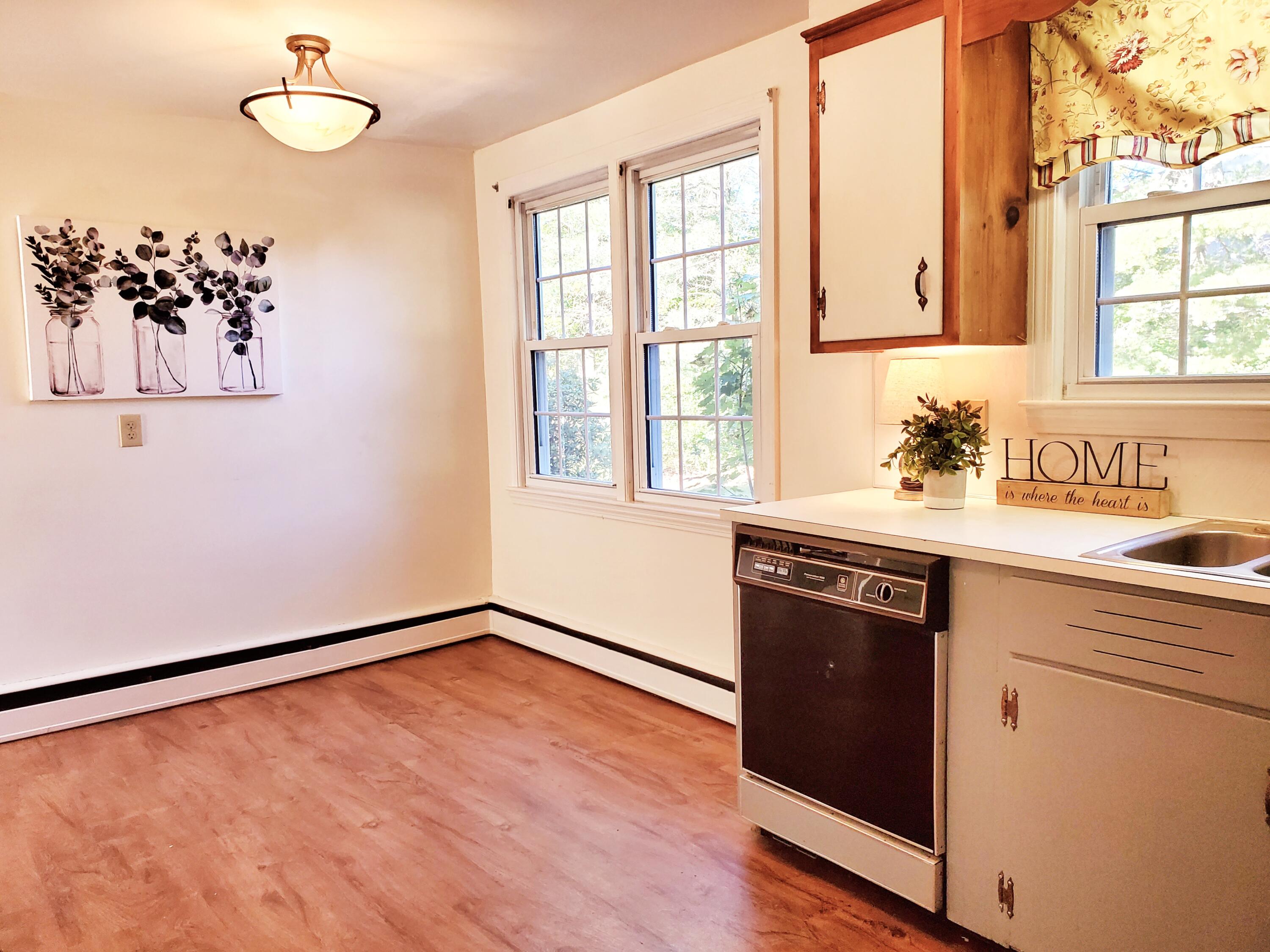 415 Pope Road Windham, ME 04062 - Photo 4 of 17 Eat in Kitchen