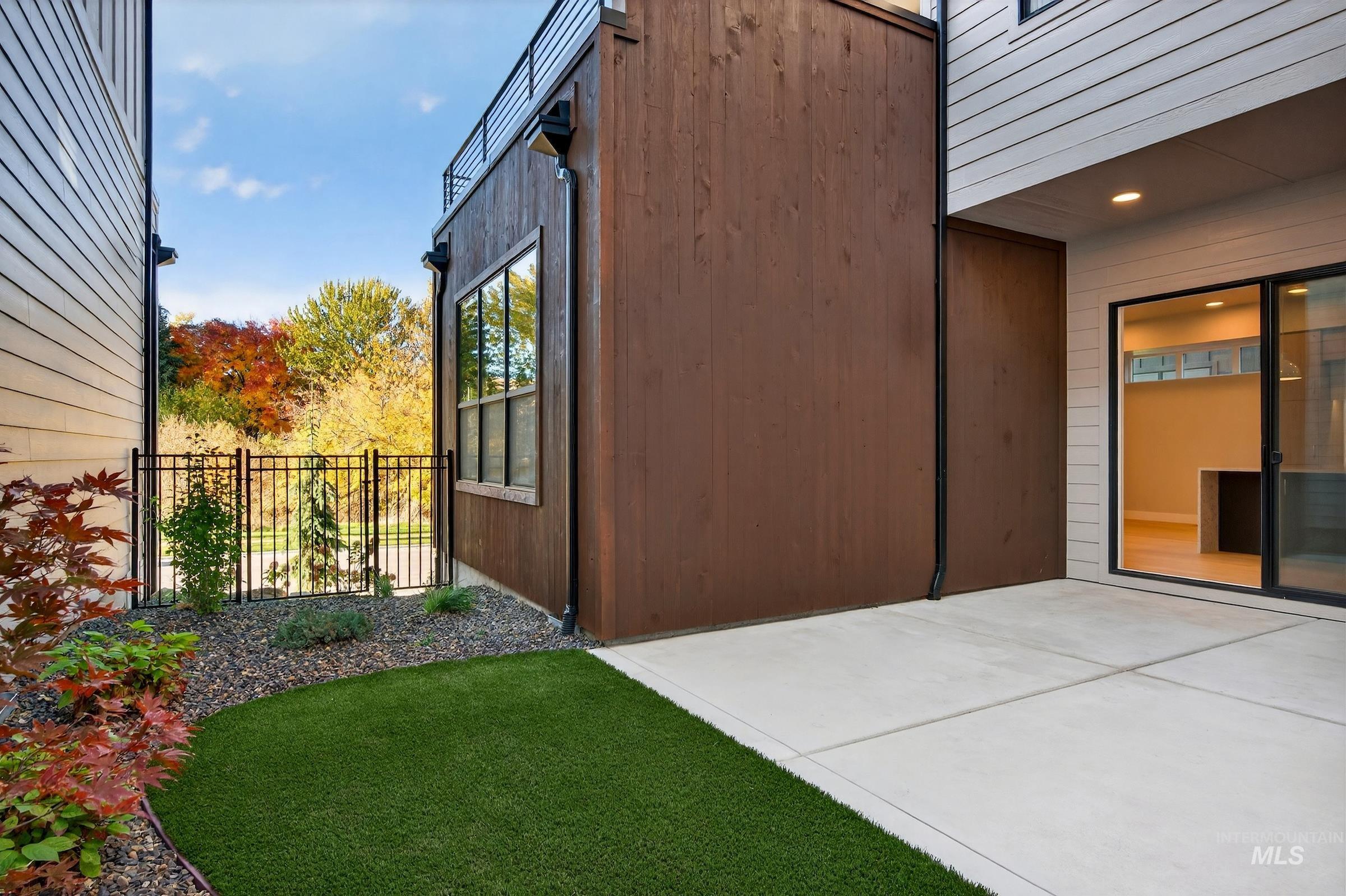 3374 West Neville Rnch Drive Boise, ID 83714 - Photo 35 of 37 View of property exterior with a patio