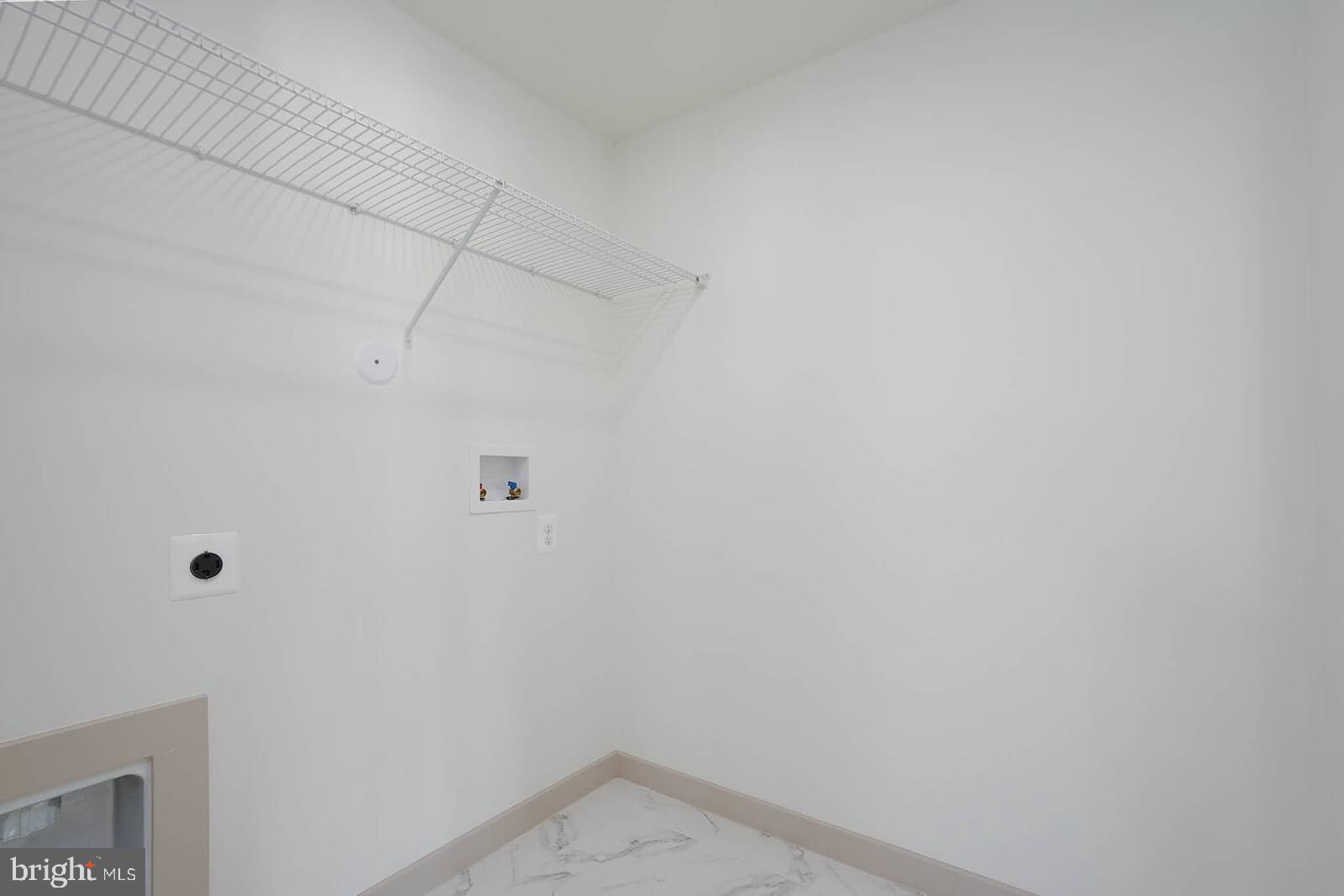 710 D Iron Frg Road Frederick, MD 21702 - Photo 31 of 43 a view of a room