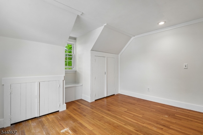 688 Greenbrook Road North Plainfield, NJ 07063 - Photo 21 of 37