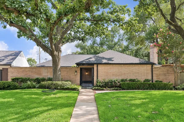 $1,395,000 | 6147 Ella Lee Lane, Houston, TX 77057