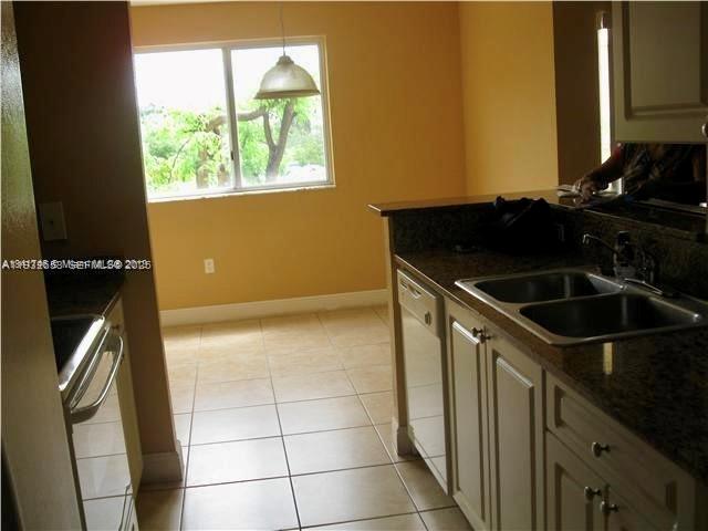 20950 Southwest 87th Avenue, Unit 203 Cutler Bay, FL 33189 - Photo 20 of 32