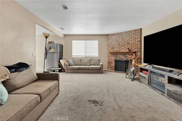 $395,000 | 13757 Oakmont Drive, Victorville, CA 92395