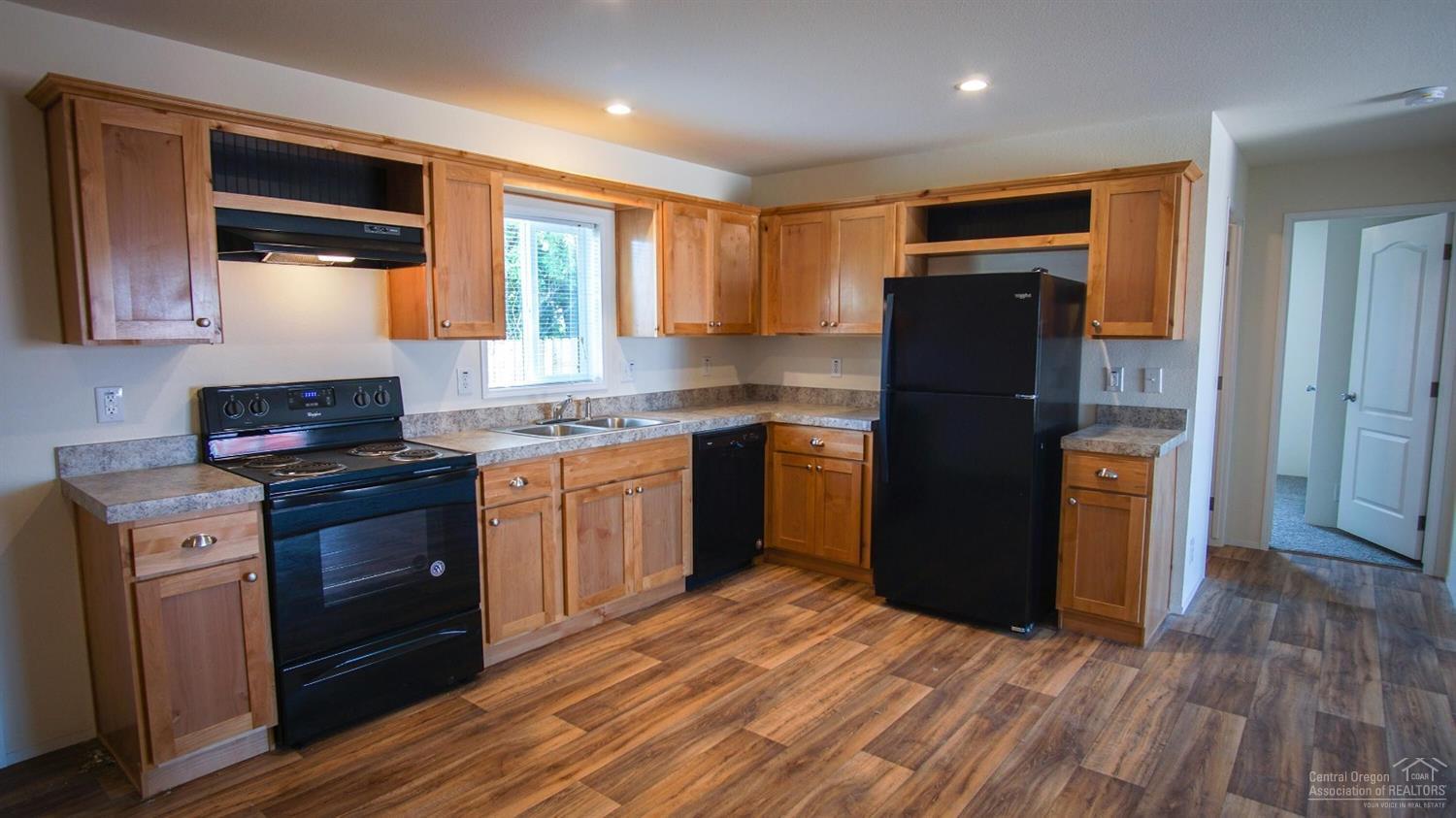 490 Northeast Combs Flat Road Prineville, OR 97754 - Photo 5 of 15 Additional Photo