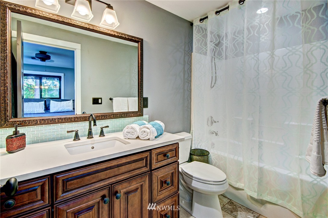 20312 96th Avenue Northeast Bothell, WA 98011 - Photo 12 of 20