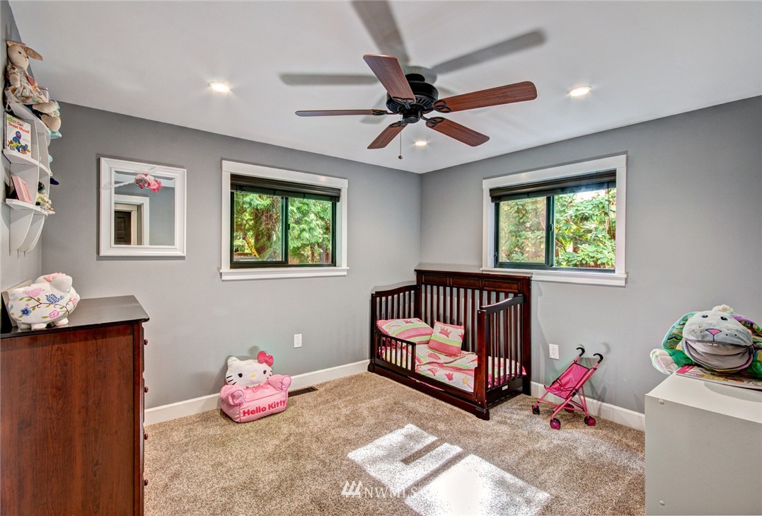 20312 96th Avenue Northeast Bothell, WA 98011 - Photo 14 of 20