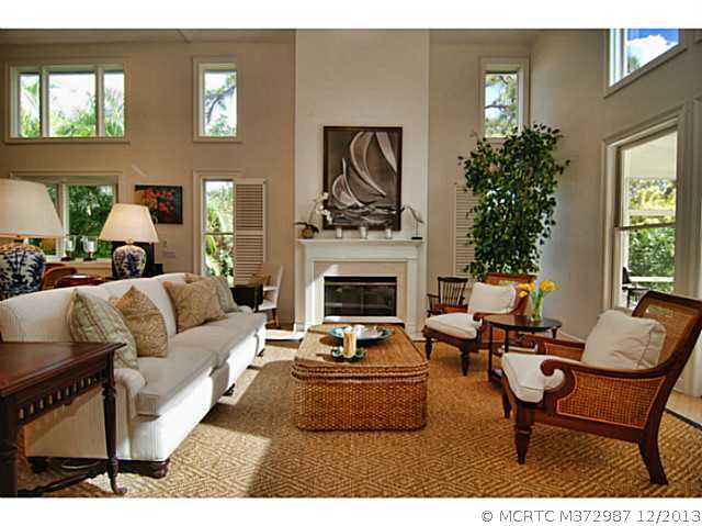 7082 Golf Ridge Way Hobe Sound, FL 33455 - Photo 2 of 14 Living Room.