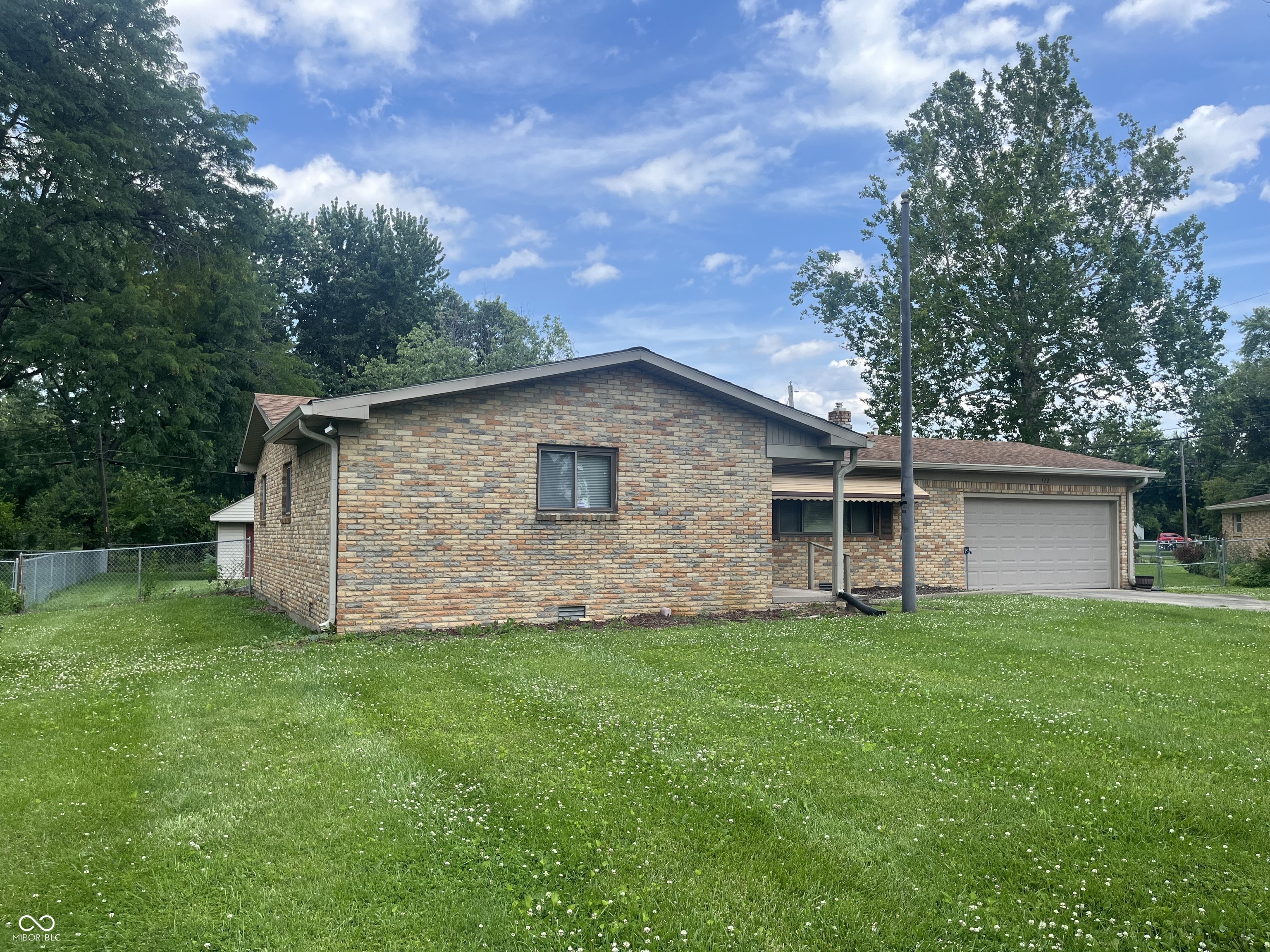 4221 Solun Road Indianapolis, IN 46221 - Photo 2 of 14
