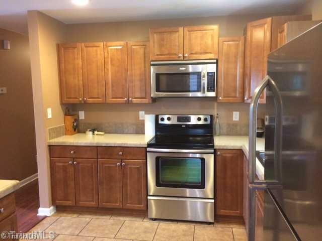 207 Chilton Road Ararat, NC 27007 - Photo 3 of 9 Kitchen.