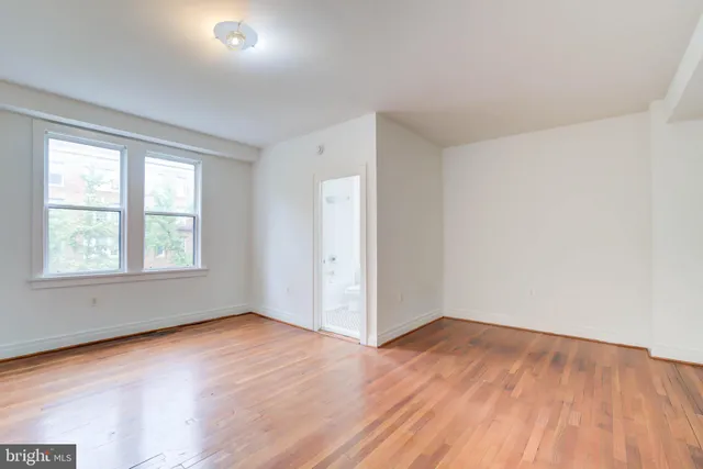 $1,700 | 3625 16th Street Northwest, Unit 302, Washington, DC 20010