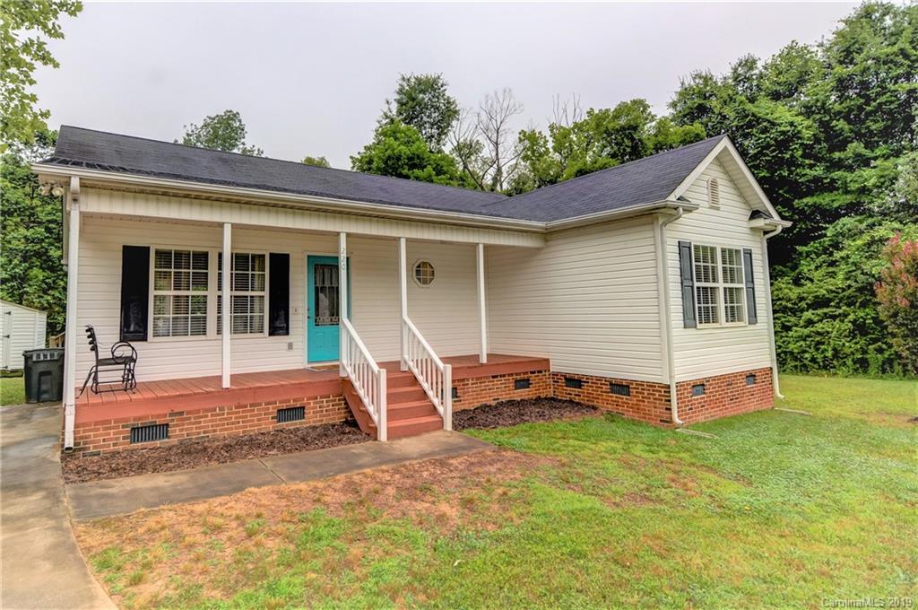 220 Nottingham Street York, SC 29745 - Photo 1 of 31 Gallery Image 1
