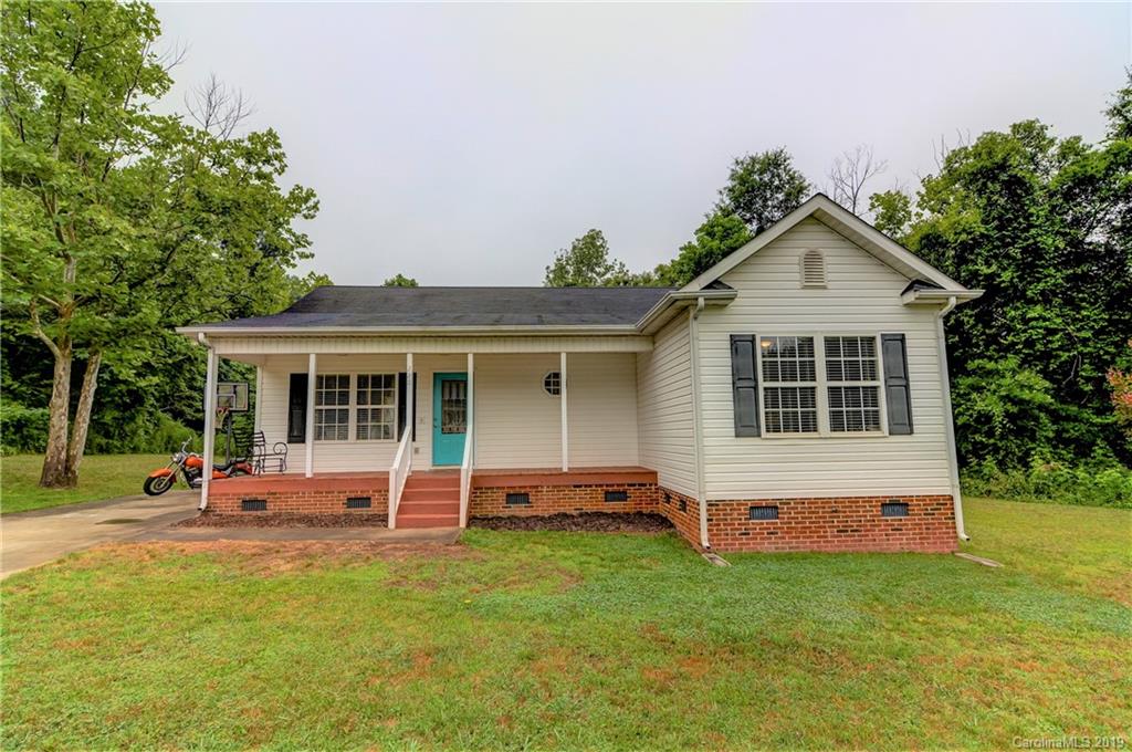 220 Nottingham Street York, SC 29745 - Photo 2 of 31 Gallery Image 2
