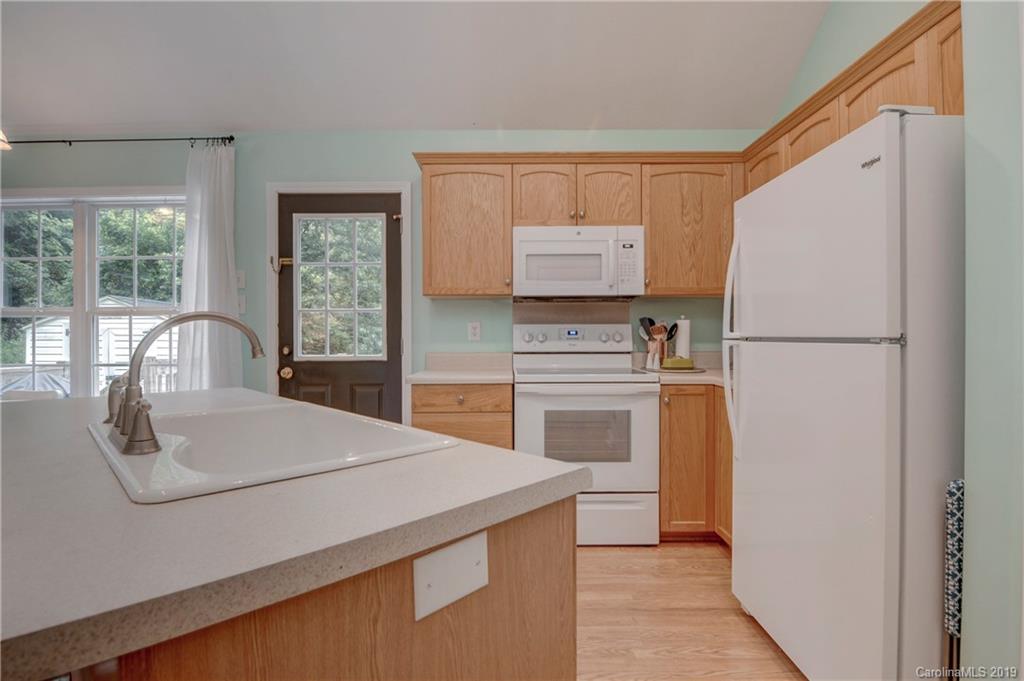 220 Nottingham Street York, SC 29745 - Photo 9 of 31 Gallery Image 9